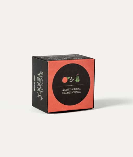 Cioccolatini aromatizzati con arancia rossa e maggiorana 3 Cioccolatini aromatizzati con arancia rossa e maggiorana