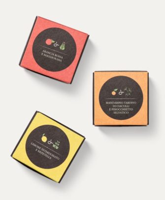 SICULA TERRA - Confezione assortita di cioccolatini aromatizzati con agrumi ed erbe spontanee di Sicilia 6 SICULA TERRA - Confezione assortita di cioccolatini aromatizzati con agrumi ed erbe spontanee di Sicilia - immagine 3