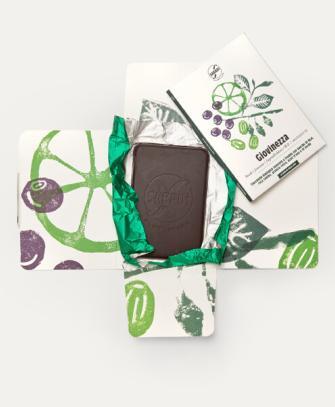 GIOVINEZZA - Cioccolato biologico con bacche di açaí, rosa canina, arancia rossa, estratto di acini d’uva ed estratto di te verde - immagine 2